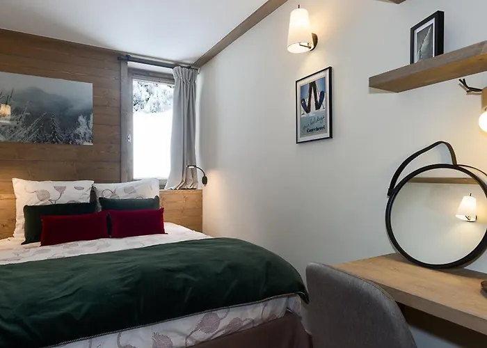 1850 - Renove 3 Ch, Proche Pistes, Parking Inclus - Fr-1-631-227 Courchevel